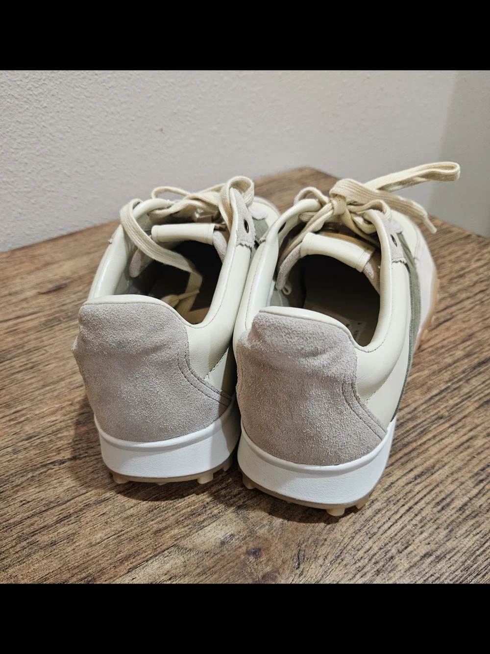 Vince Men's Low-Top Sneakers in Cream, Olive, and Tan